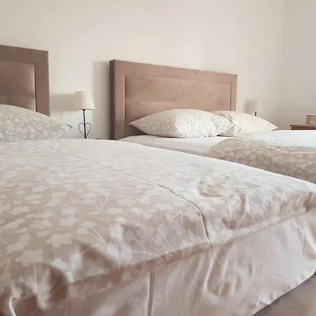 Antonija I Mateo, In The Center Of Apartman