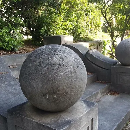 Antonija I Mateo, In The Center Of * Σπλιτ