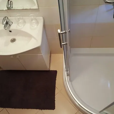 Antonija I Mateo, In The Center Of *