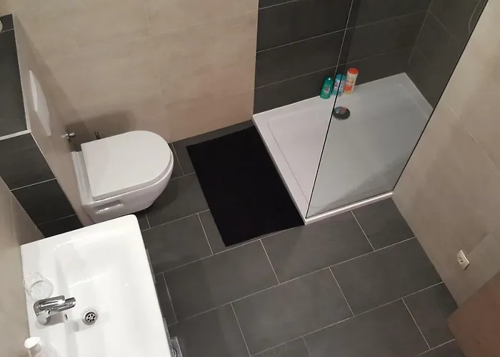 Antonija I Mateo, In The Center Of Apartment