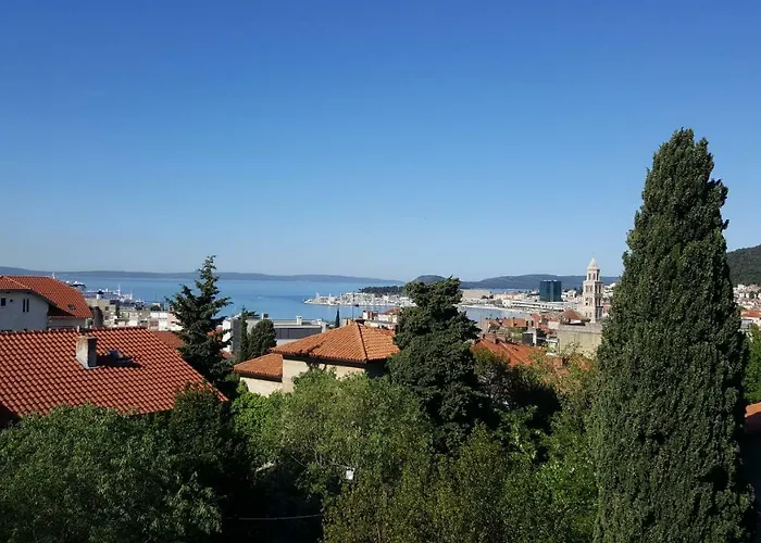 Antonija I Mateo, In The Center Of 斯普利特