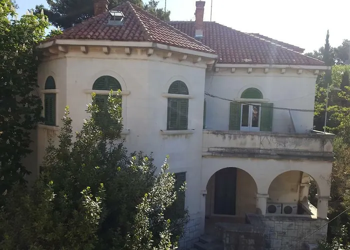 Antonija I Mateo, In The Center Of 公寓 *