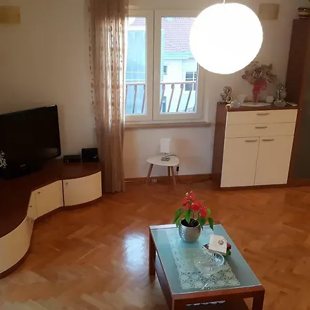 Antonija I Mateo, In The Center Of * Split